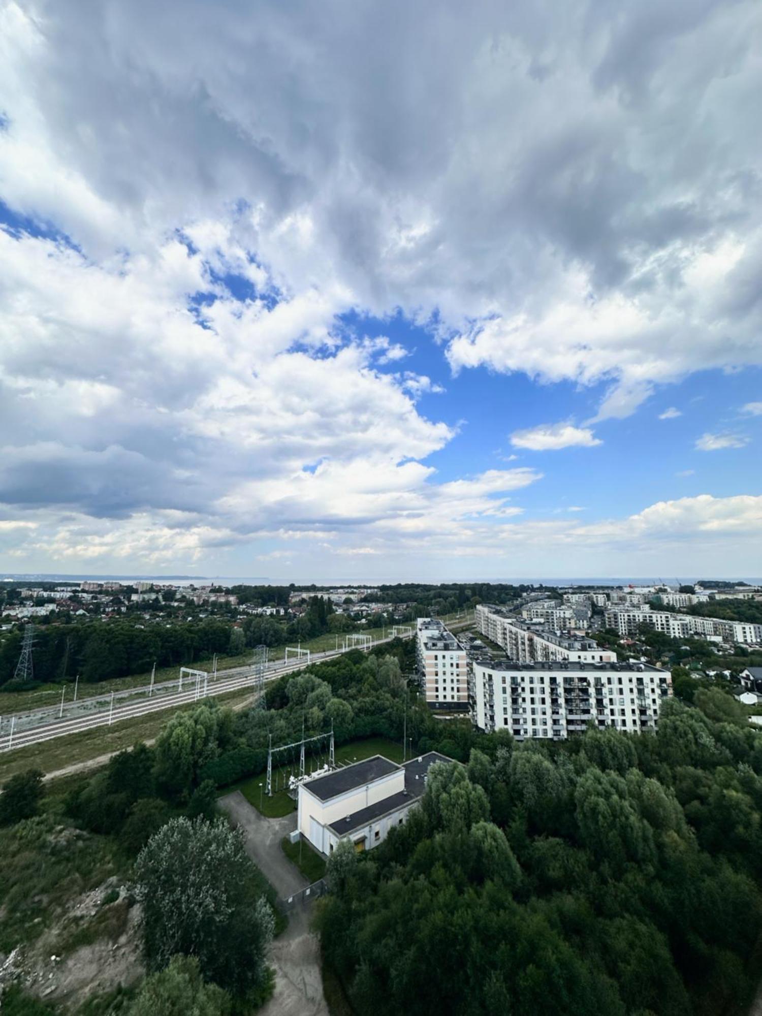 Maya's Flats & 101 Sea View - 3 Pokojowy Z Widokiem Na Morze Na Letnicy Huoneisto *