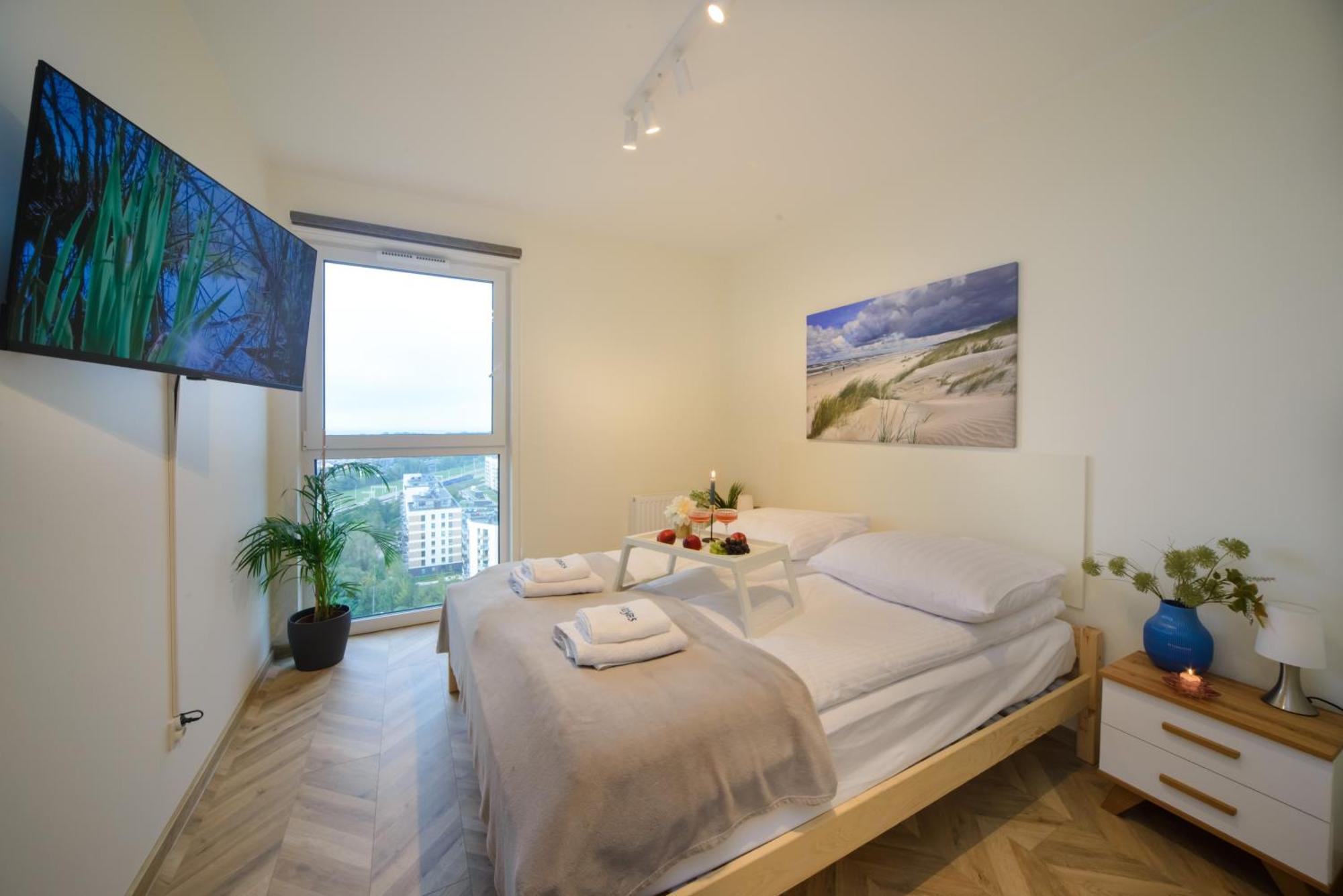 Maya's Flats & 101 Sea View - 3 Pokojowy Z Widokiem Na Morze Na Letnicy Huoneisto Gdańsk